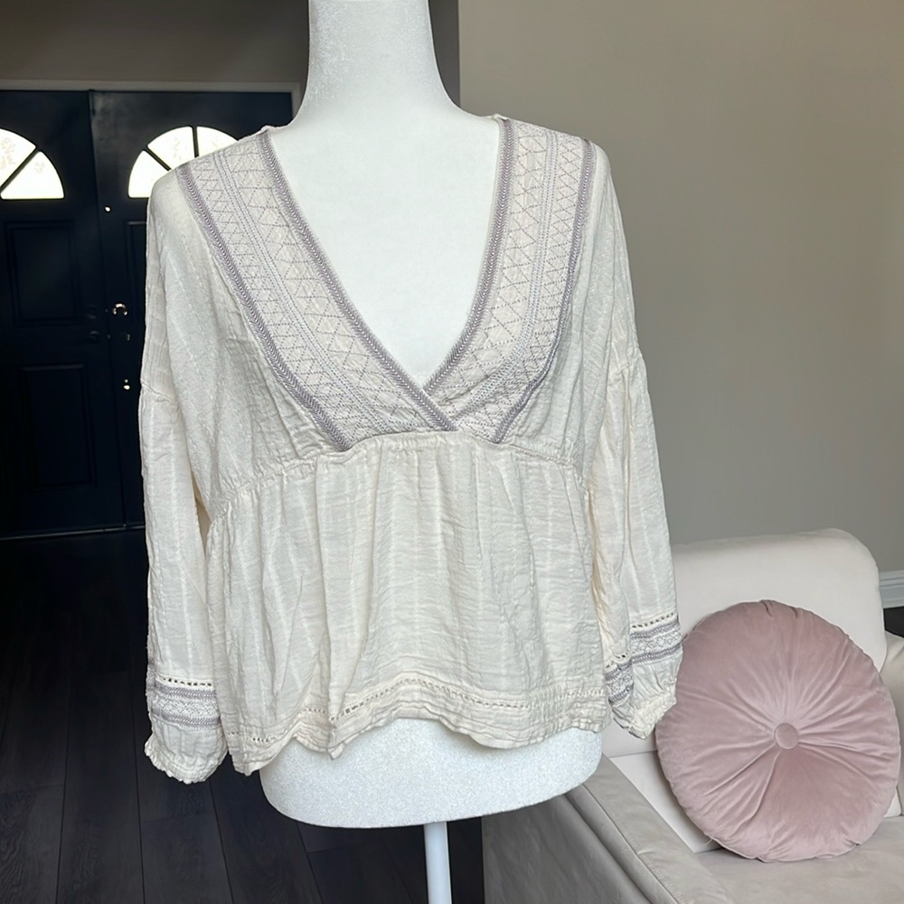 Lucky Brand long sleeve tee in good condition.size M